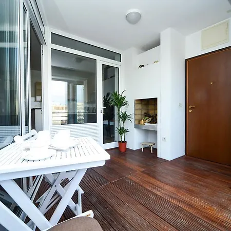 Apartmán Mahagony Deluxe *