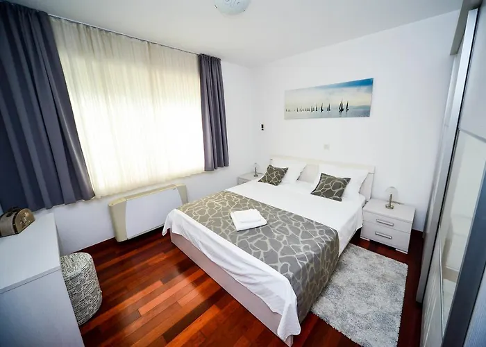 Apartman Mahagony Deluxe