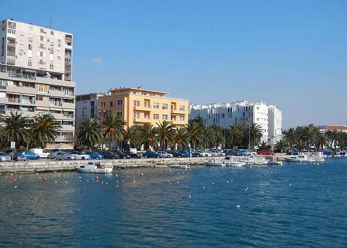 Mahagony Deluxe Zadar